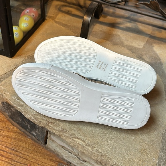 NWOT Funky Monkey Cheetah Print Slip on Shoes Size 10 - Picture 7 of 7